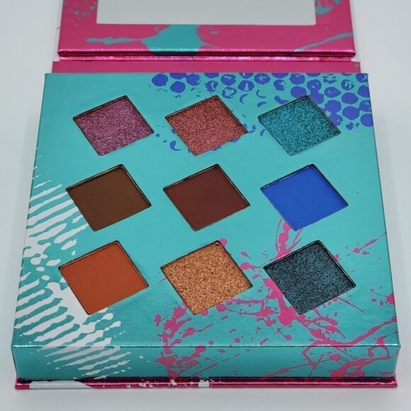 Hank & Henry Living in Color Pallet - Picture 4 of 4